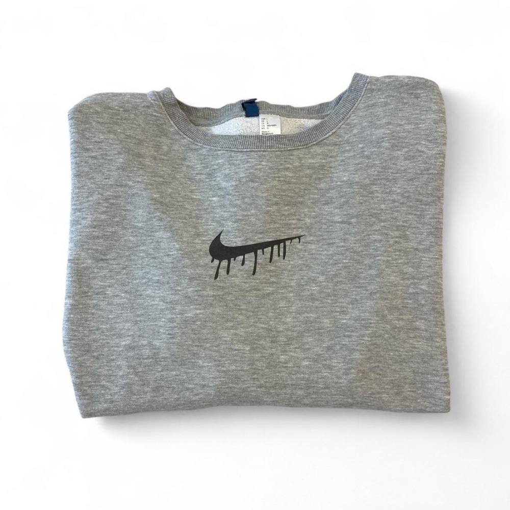 Nike Gray Crewneck Sweater with Ribbed Texture